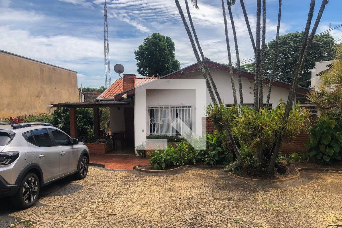 Casa à Venda - Jardim Flamboyant, 3 Quartos,  210 m2 em , Campinas - sp | SoloBR