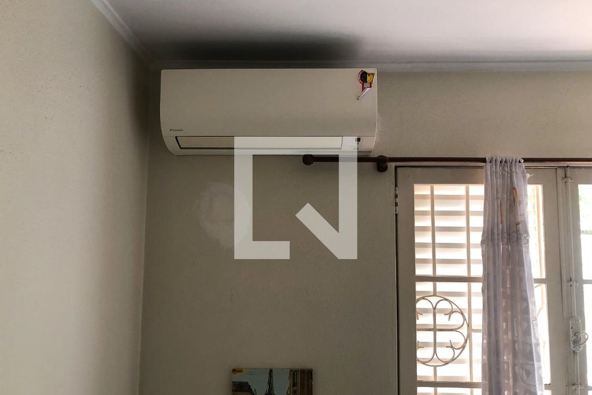 Casa à Venda - Jardim Flamboyant, 3 Quartos,  210 m2 em , Campinas - sp | SoloBR