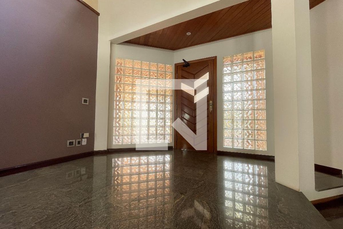 Casa à Venda - Jardim Flamboyant, 5 Quartos,  652 m2 em , Campinas - sp | SoloBR