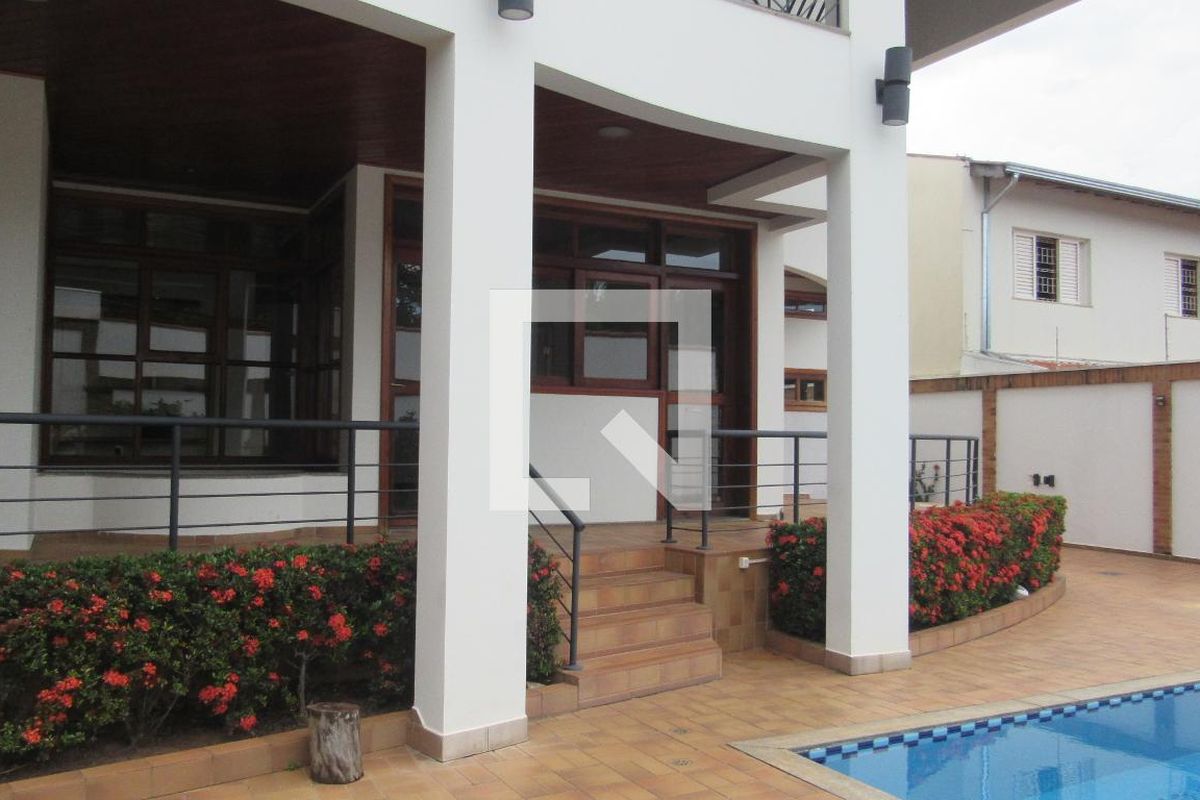 Casa à Venda - Jardim Flamboyant, 5 Quartos,  652 m2 em , Campinas - sp | SoloBR