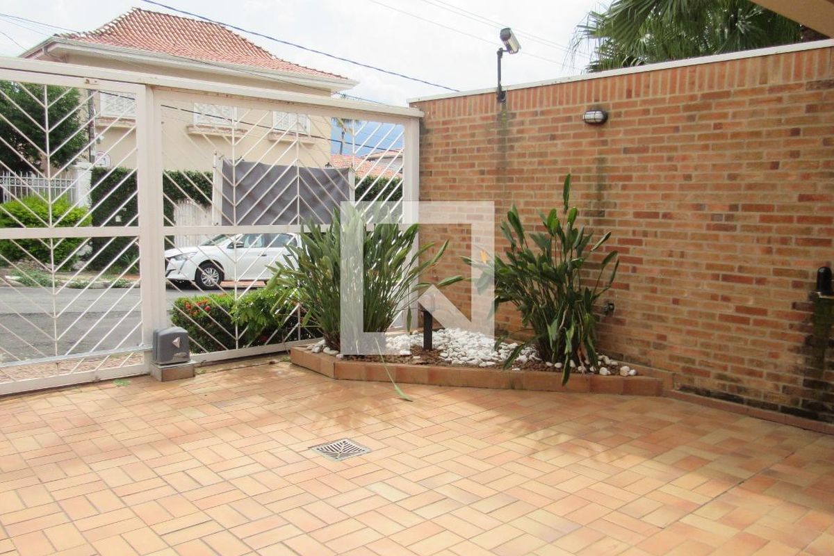 Casa à Venda - Jardim Flamboyant, 5 Quartos,  652 m2 em , Campinas - sp | SoloBR