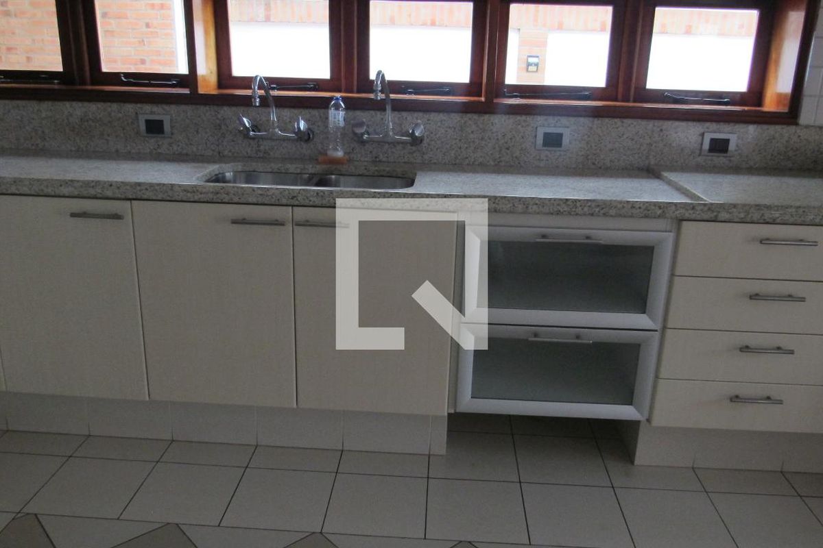 Casa à Venda - Jardim Flamboyant, 5 Quartos,  652 m2 em , Campinas - sp | SoloBR