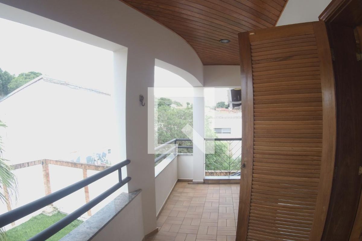 Casa à Venda - Jardim Flamboyant, 5 Quartos,  652 m2 em , Campinas - sp | SoloBR
