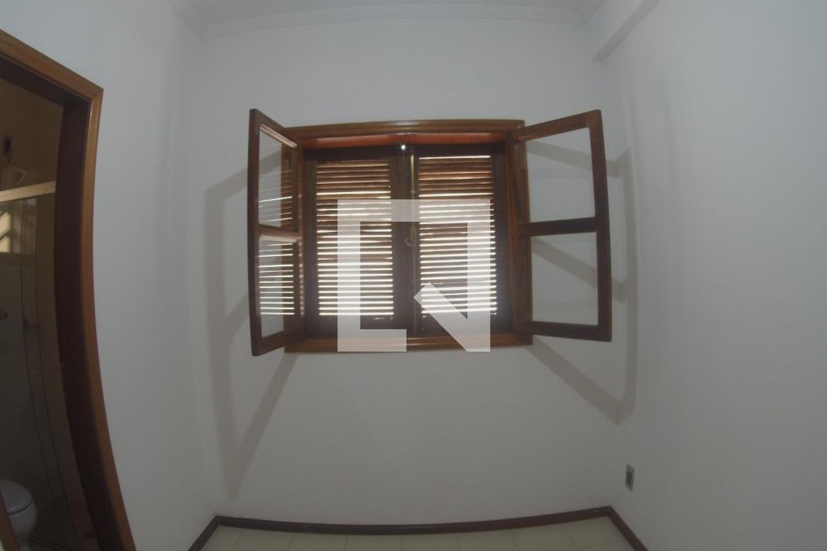 Casa à Venda - Jardim Flamboyant, 5 Quartos,  652 m2 em , Campinas - sp | SoloBR