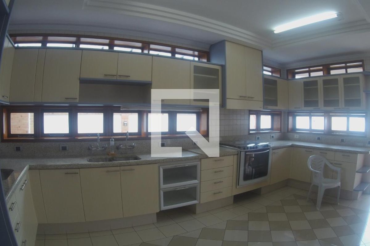 Casa à Venda - Jardim Flamboyant, 5 Quartos,  652 m2 em , Campinas - sp | SoloBR