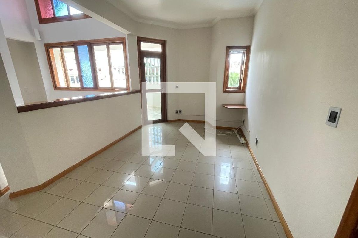 Casa à Venda - Jardim Flamboyant, 5 Quartos,  652 m2 em , Campinas - sp | SoloBR