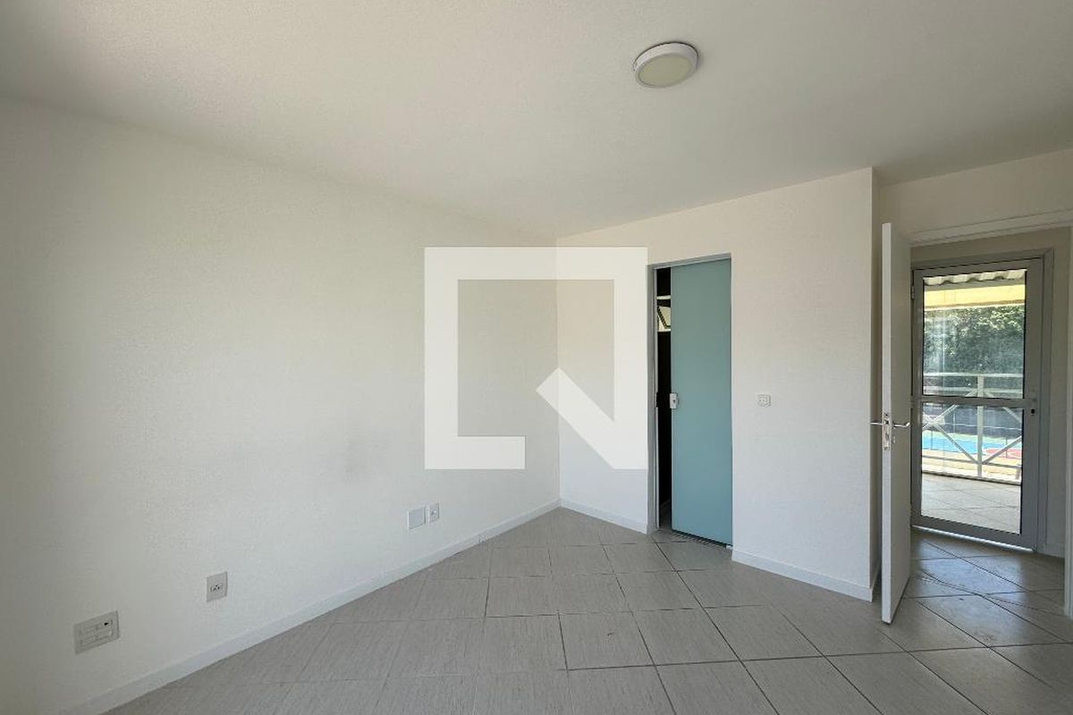 Casa, 4 quartos, 200 m² - Foto 48