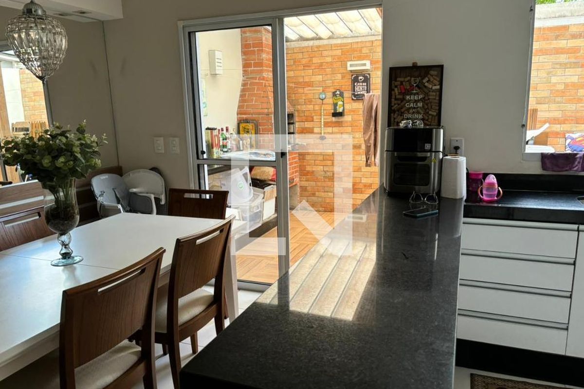 Casa à Venda - Mansões Santo Antônio, 2 Quartos,  69 m2 em , Campinas - sp | SoloBR