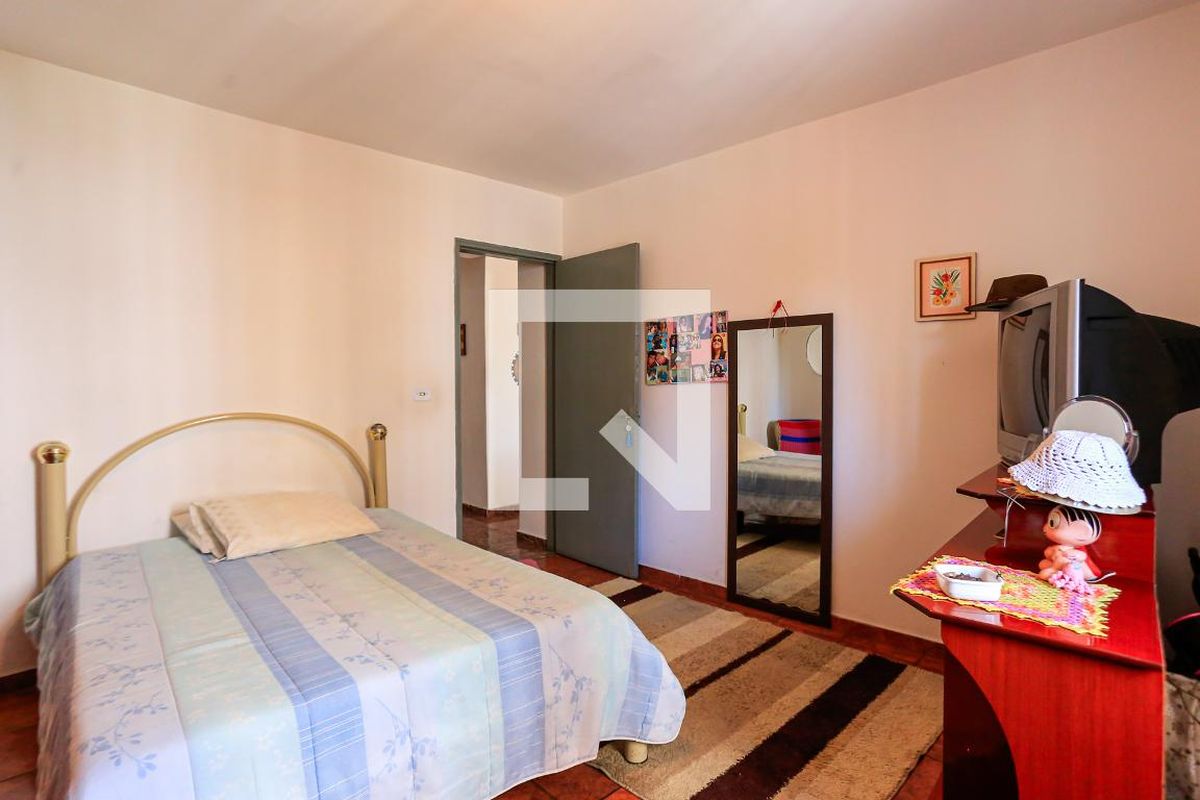 Casa, 3 quartos, 270 m² - Foto 24