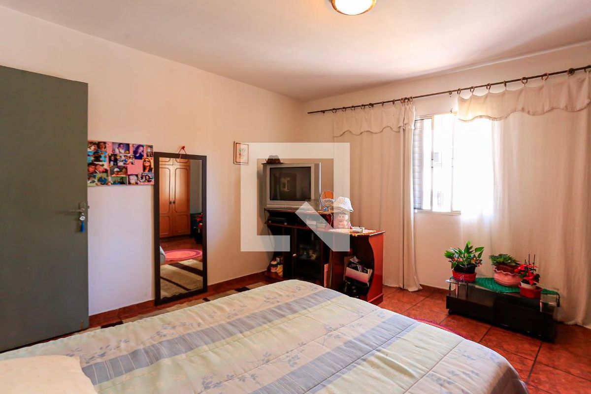 Casa, 3 quartos, 270 m² - Foto 26
