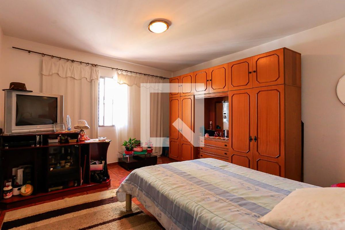 Casa, 3 quartos, 270 m² - Foto 18