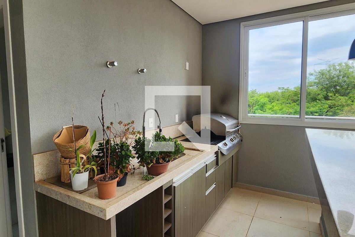 Casa à Venda - Lot. Alphaville Campinas, 3 Quartos,  275 m2 em , Campinas - sp | SoloBR