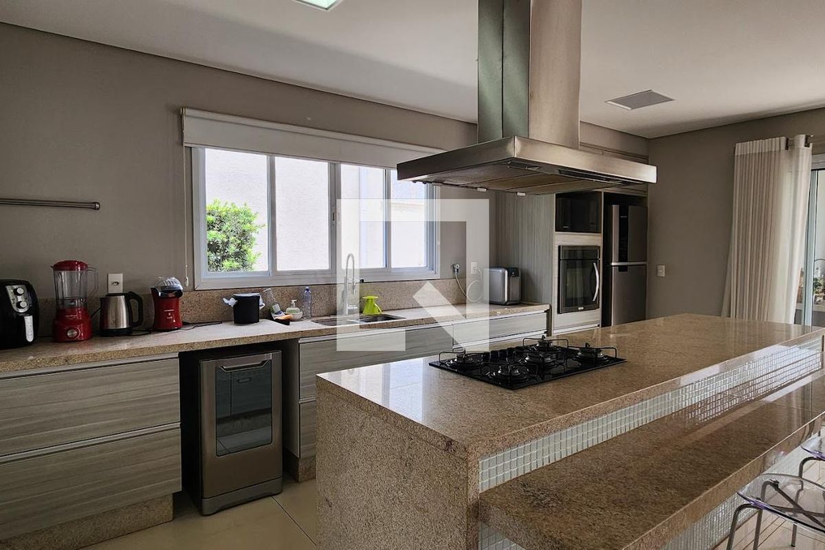 Casa à Venda - Lot. Alphaville Campinas, 3 Quartos,  275 m2 em , Campinas - sp | SoloBR