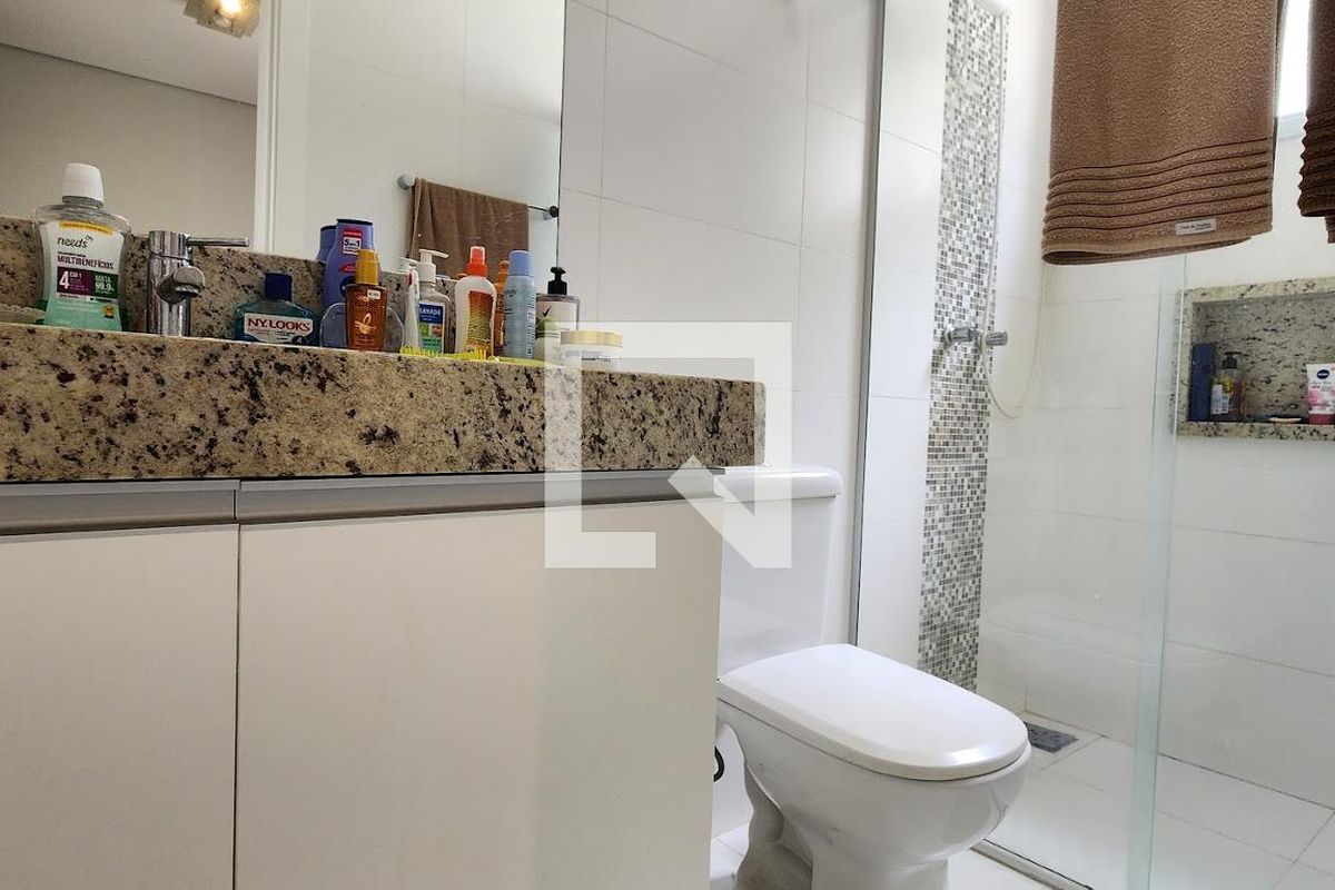 Casa à Venda - Lot. Alphaville Campinas, 3 Quartos,  275 m2 em , Campinas - sp | SoloBR