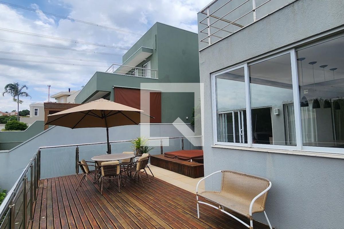 Casa à Venda - Lot. Alphaville Campinas, 3 Quartos,  275 m2 em , Campinas - sp | SoloBR