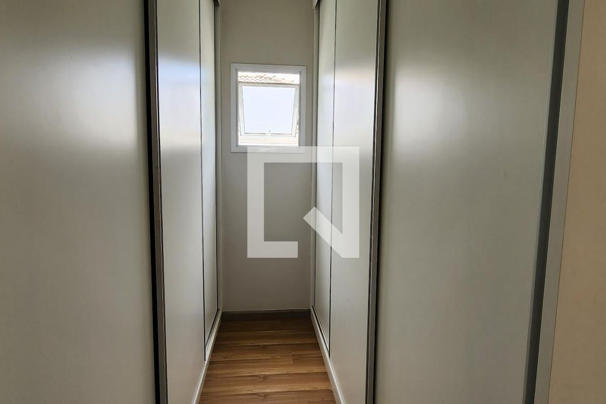 Casa à Venda - Lot. Alphaville Campinas, 3 Quartos,  275 m2 em , Campinas - sp | SoloBR