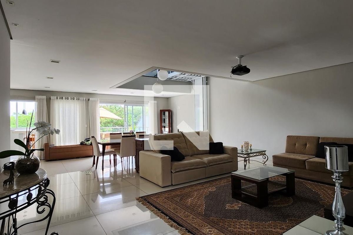 Casa à Venda - Lot. Alphaville Campinas, 3 Quartos,  275 m2 em , Campinas - sp | SoloBR