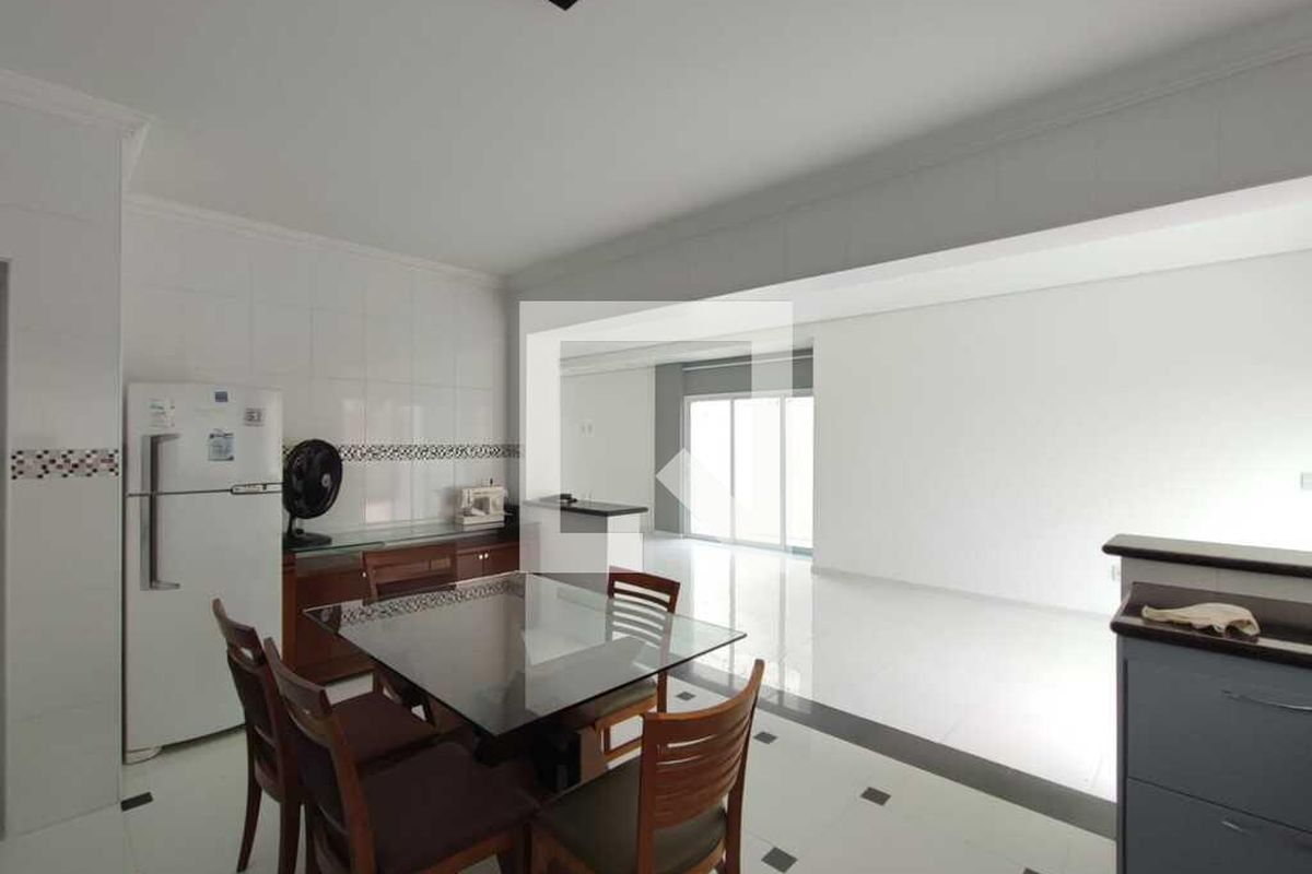 Casa à Venda - Swiss Park, 4 Quartos,  333 m2 em , Campinas - sp | SoloBR