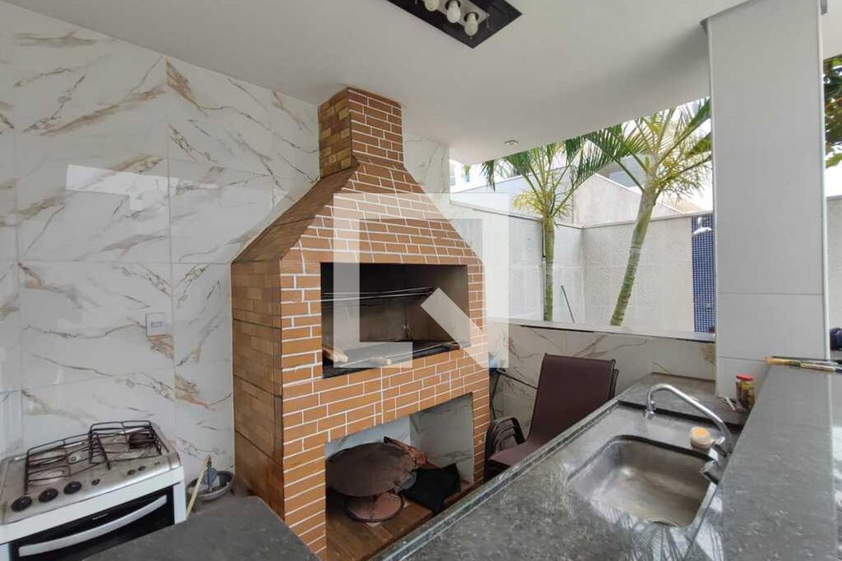 Casa à Venda - Swiss Park, 4 Quartos,  333 m2 em , Campinas - sp | SoloBR