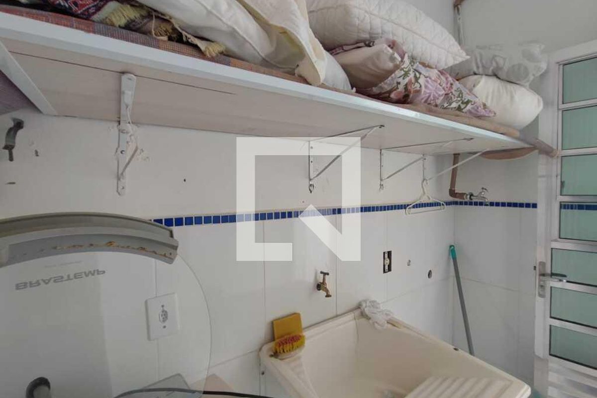 Casa à Venda - Swiss Park, 4 Quartos,  333 m2 em , Campinas - sp | SoloBR