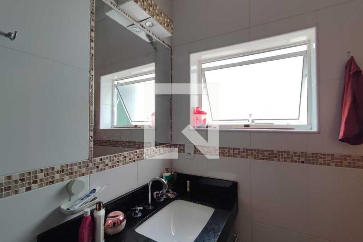 Casa à Venda - Swiss Park, 4 Quartos,  333 m2 em , Campinas - sp | SoloBR