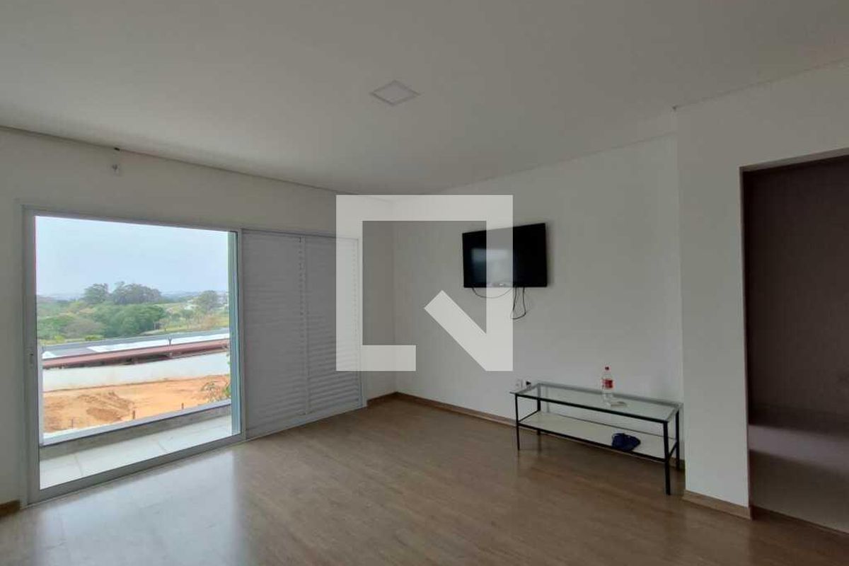 Casa à Venda - Swiss Park, 4 Quartos,  333 m2 em , Campinas - sp | SoloBR