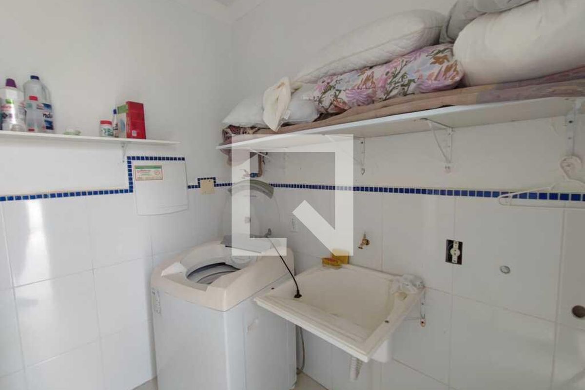 Casa à Venda - Swiss Park, 4 Quartos,  333 m2 em , Campinas - sp | SoloBR
