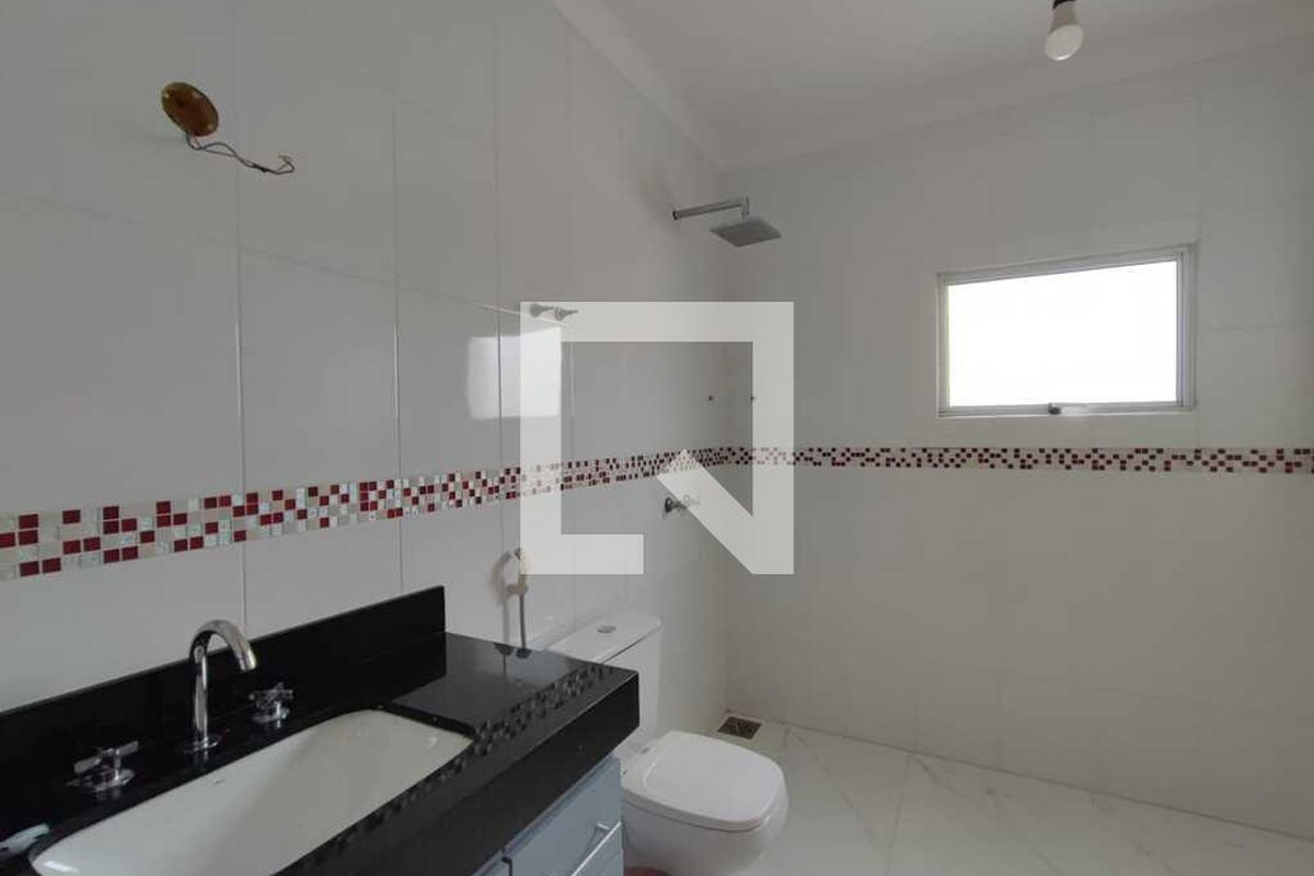 Casa à Venda - Swiss Park, 4 Quartos,  333 m2 em , Campinas - sp | SoloBR