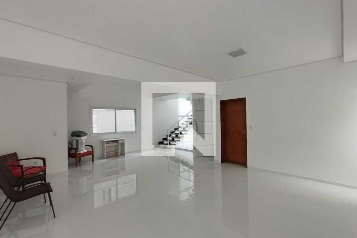 Casa à Venda - Swiss Park, 4 Quartos,  333 m2 em , Campinas - sp | SoloBR