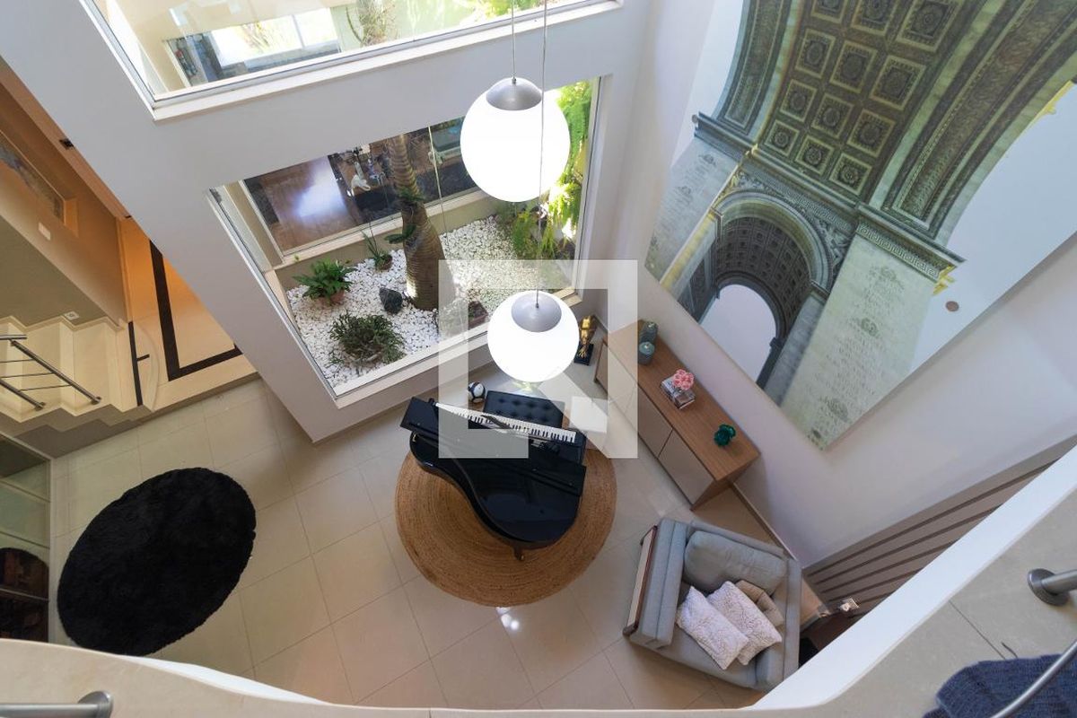 Casa à Venda - Swiss Park, 4 Quartos,  270 m2 em , Campinas - sp | SoloBR