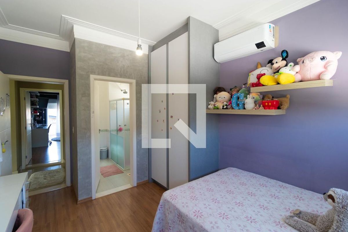 Casa à Venda - Swiss Park, 4 Quartos,  270 m2 em , Campinas - sp | SoloBR