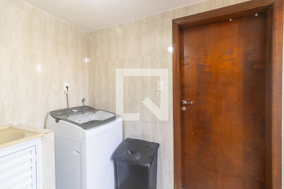 Casa, 4 quartos, 200 m² - Foto 55