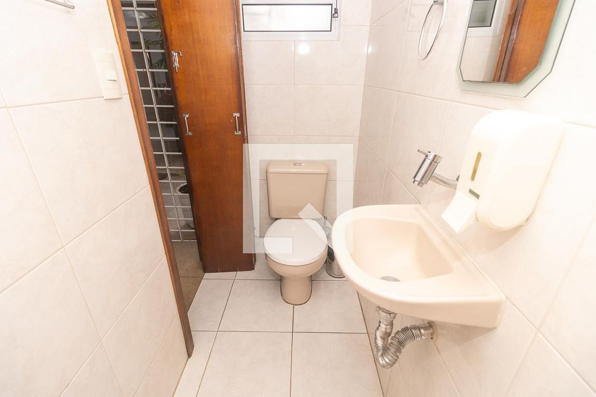 Casa, 4 quartos, 200 m² - Foto 48