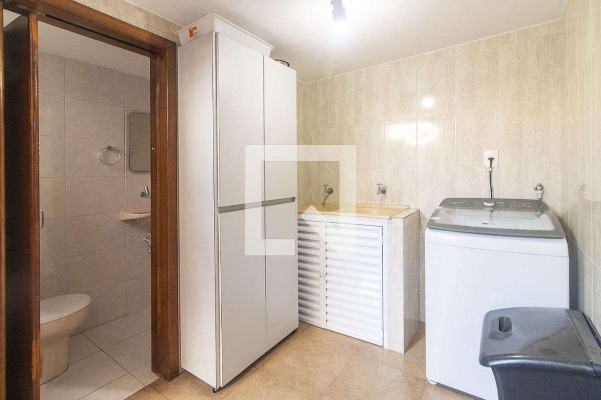 Casa, 4 quartos, 200 m² - Foto 54