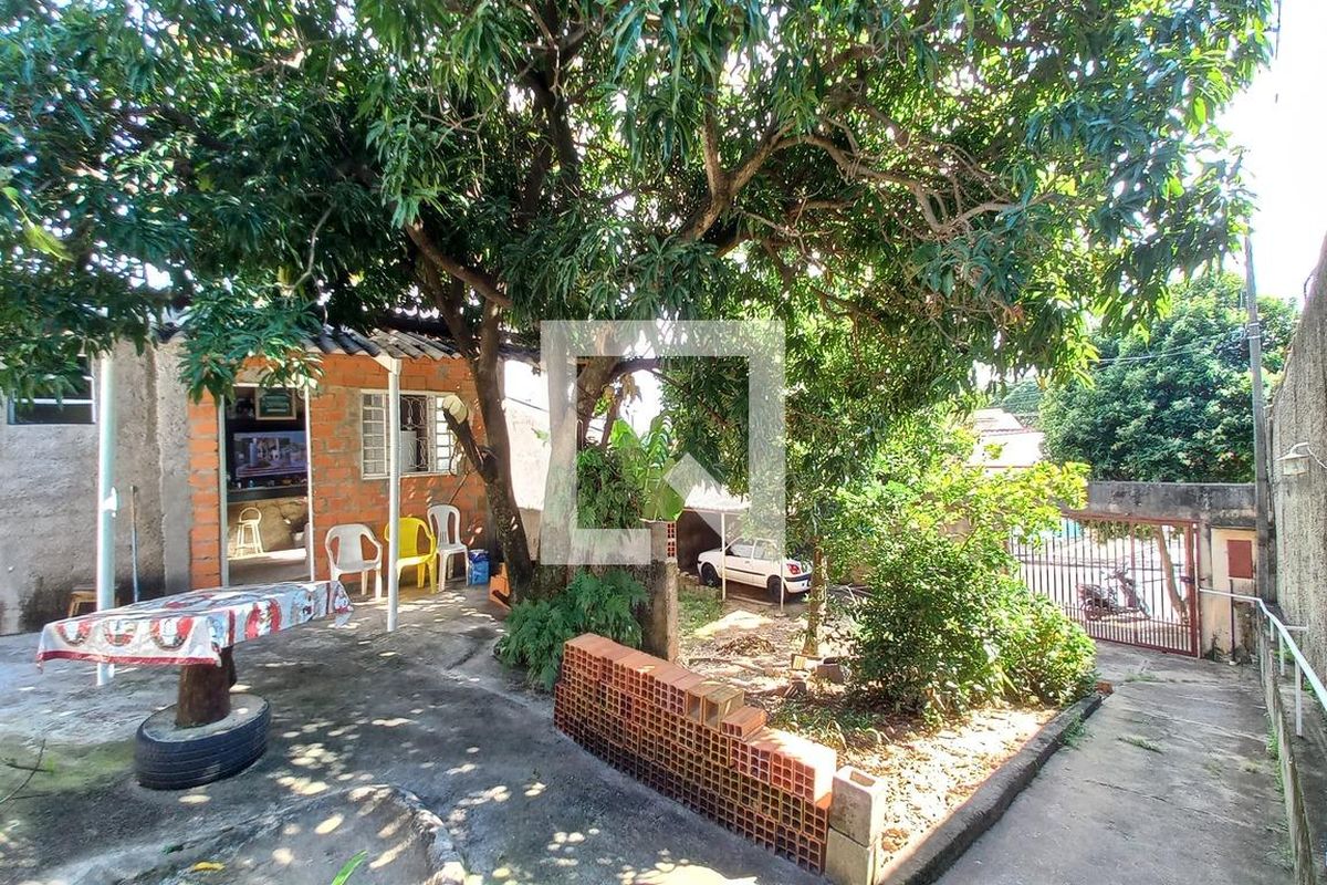 Casa à Venda - Parque Prado, 2 Quartos,  312 m2 em , Campinas - sp | SoloBR
