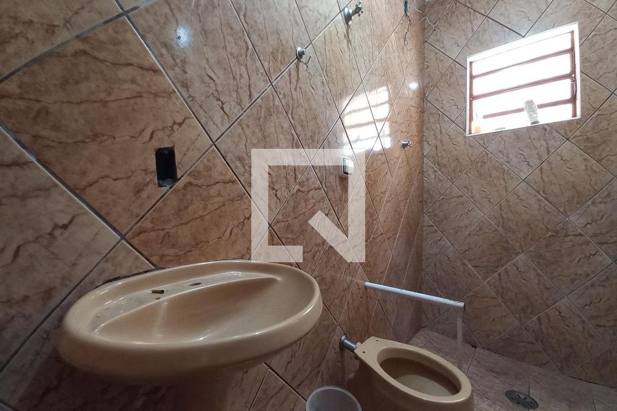 Casa à Venda - Parque Prado, 2 Quartos,  312 m2 em , Campinas - sp | SoloBR