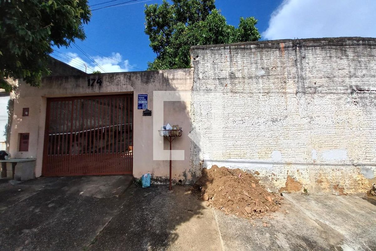 Casa à Venda - Parque Prado, 2 Quartos,  312 m2 em , Campinas - sp | SoloBR