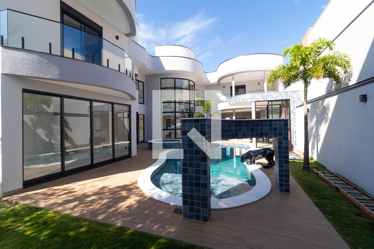 Casa à Venda - Swiss Park, 4 Quartos,  450 m2 em , Campinas - sp | SoloBR