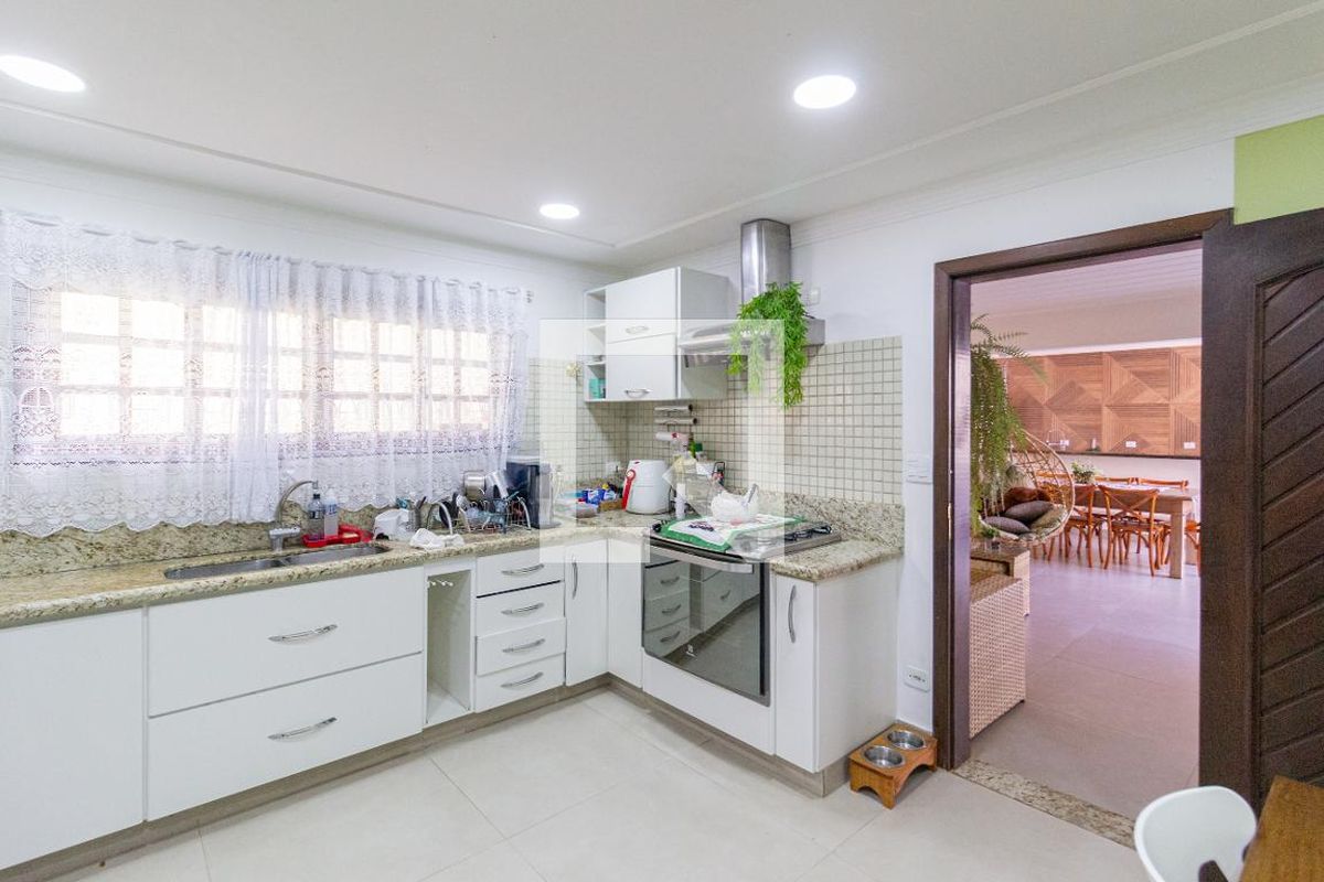 Casa, 3 quartos, 245 m² - Foto 60