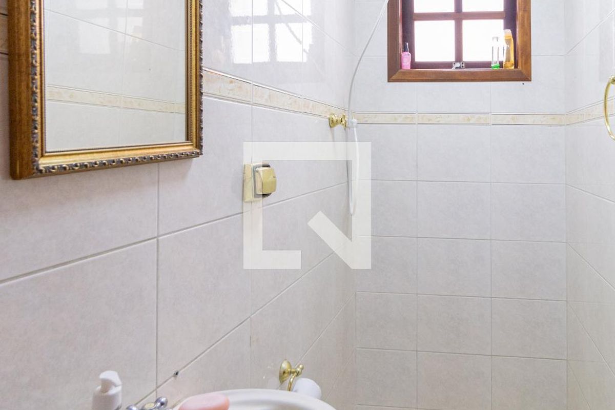 Casa, 3 quartos, 245 m² - Foto 70
