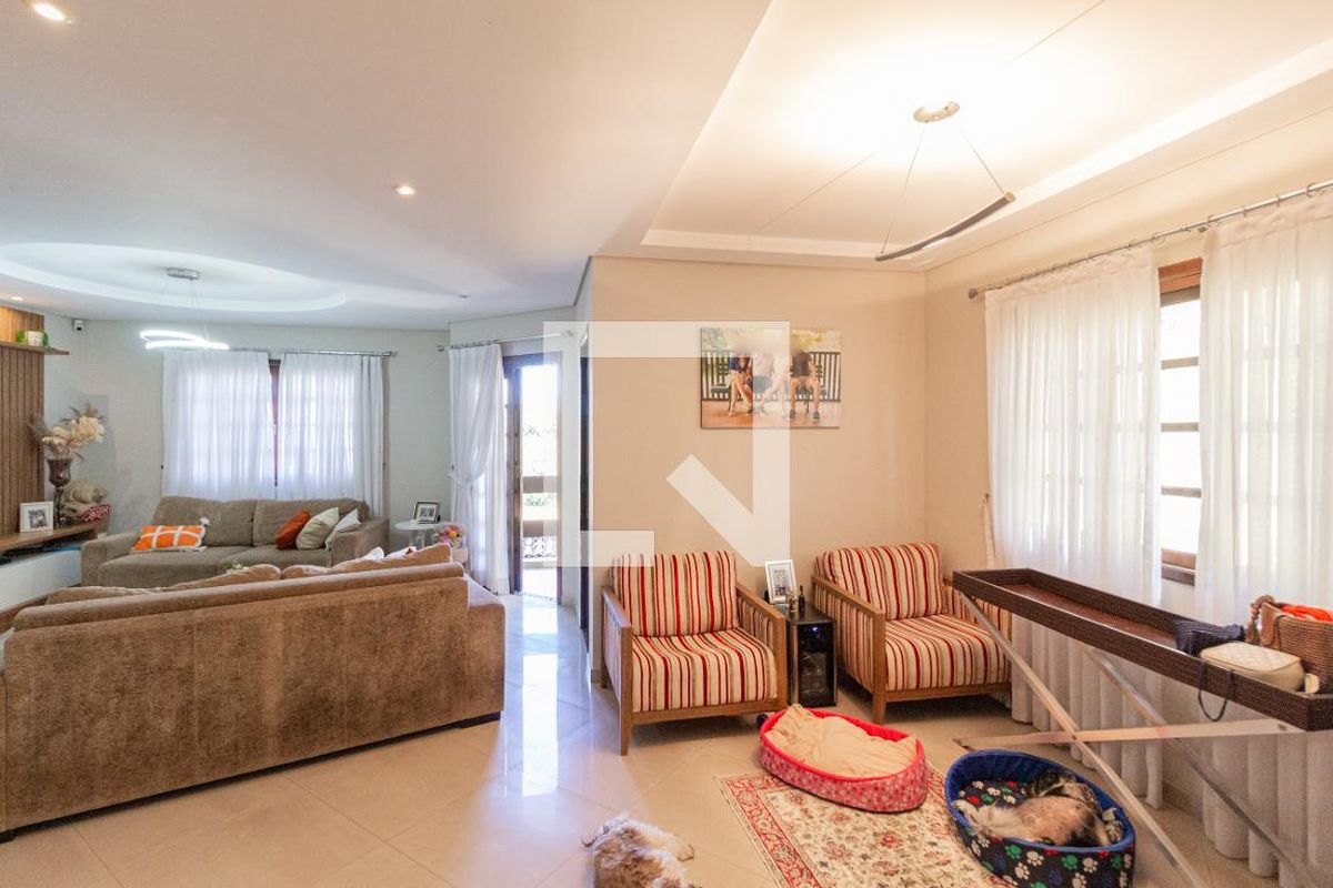 Casa, 3 quartos, 245 m² - Foto 10