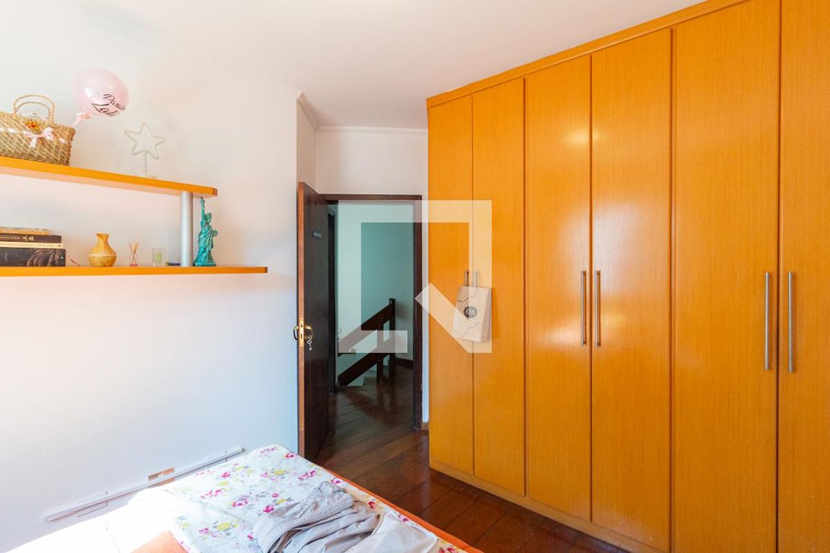 Casa, 3 quartos, 245 m² - Foto 30