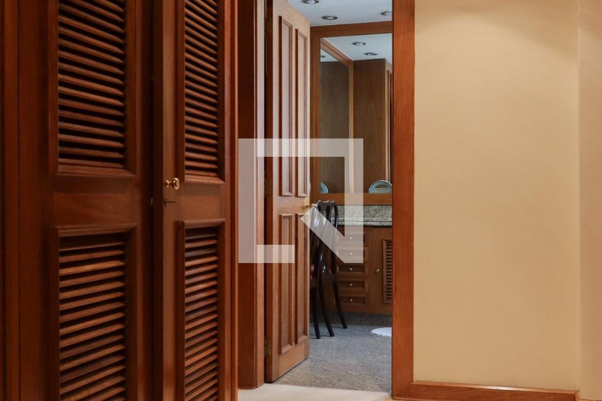 Apartamento, 5 quartos, 330 m² - Foto 32