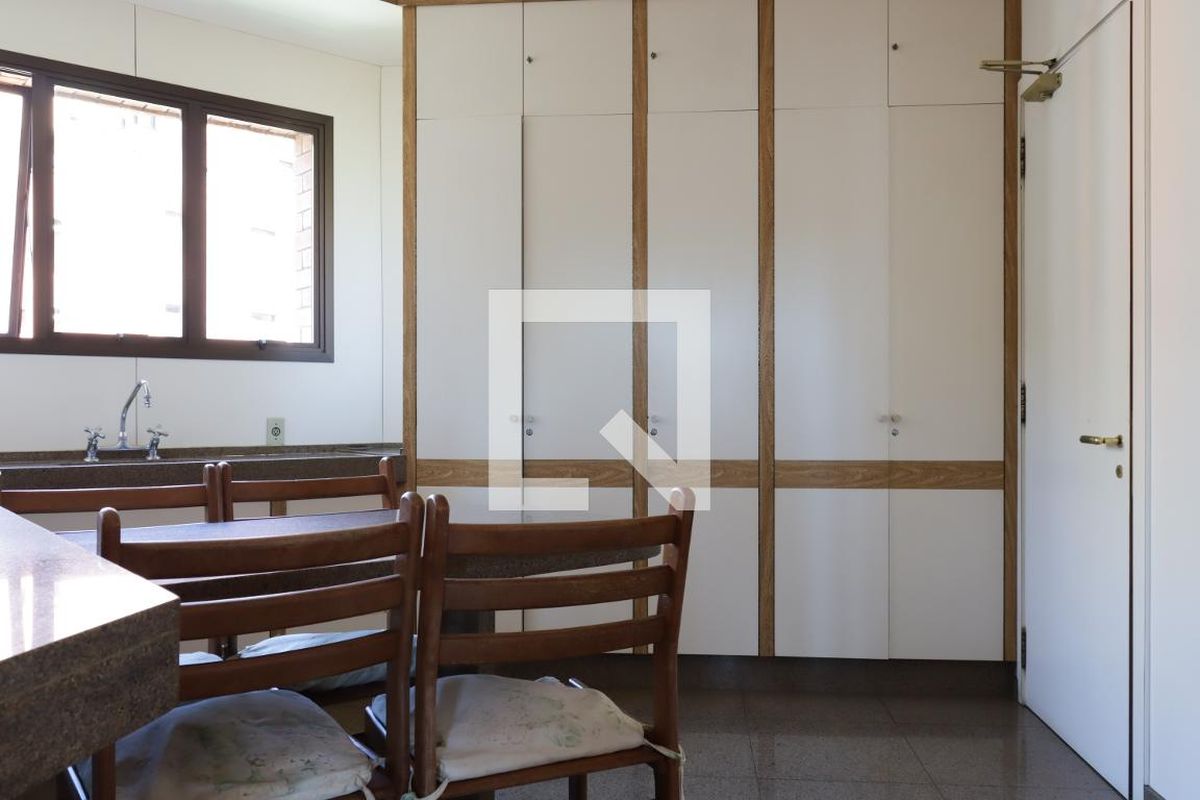 Apartamento, 5 quartos, 330 m² - Foto 51