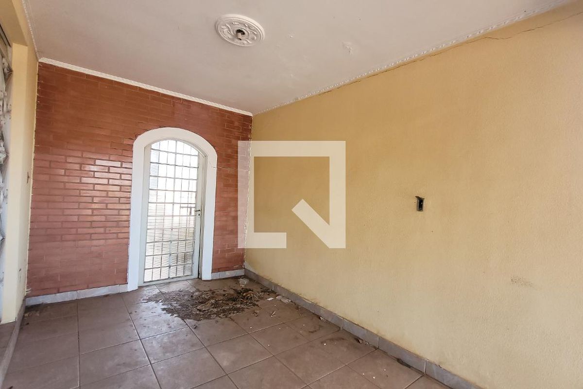 Casa à Venda - Jardim Chapadão, 4 Quartos,  256 m2 em , Campinas - sp | SoloBR