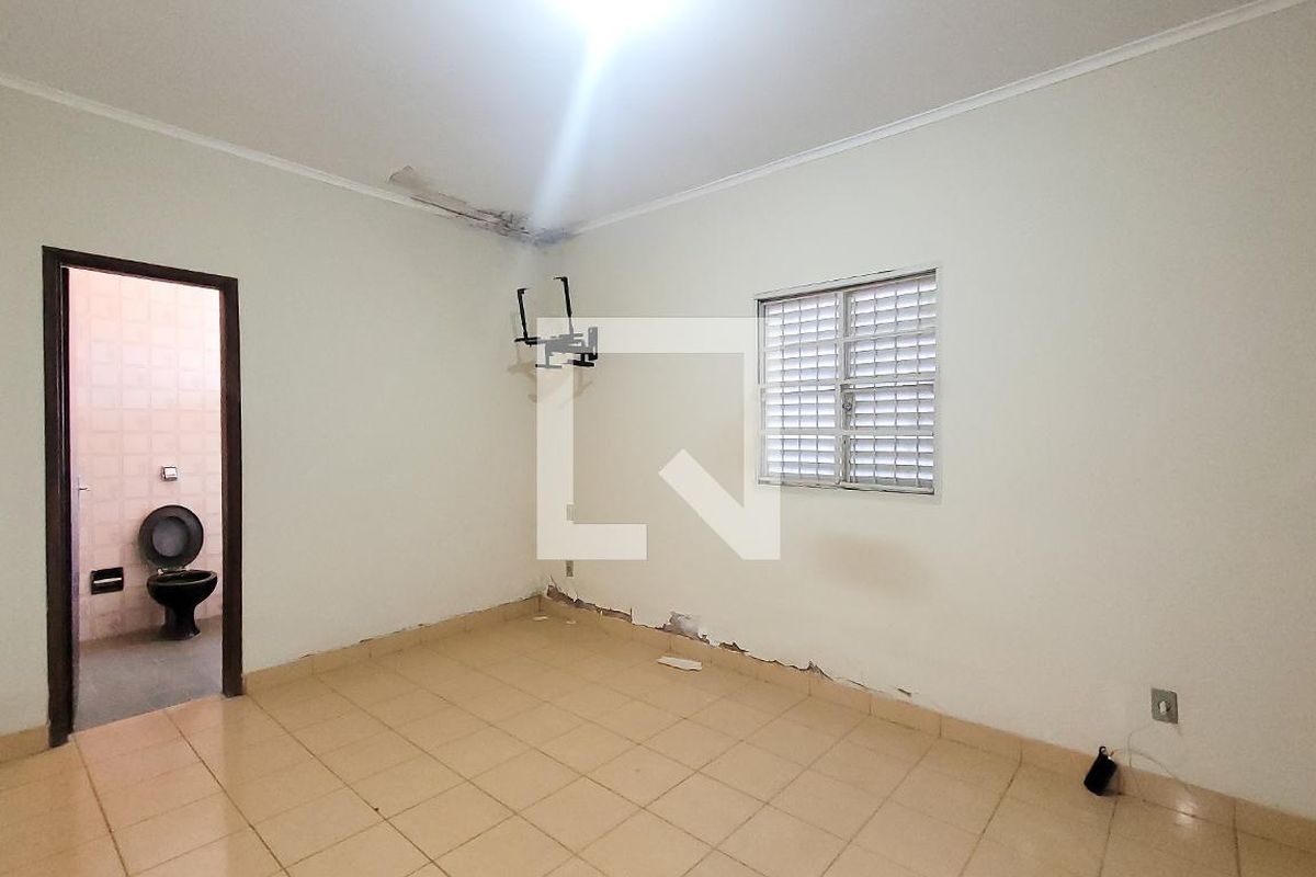 Casa à Venda - Jardim Chapadão, 4 Quartos,  256 m2 em , Campinas - sp | SoloBR
