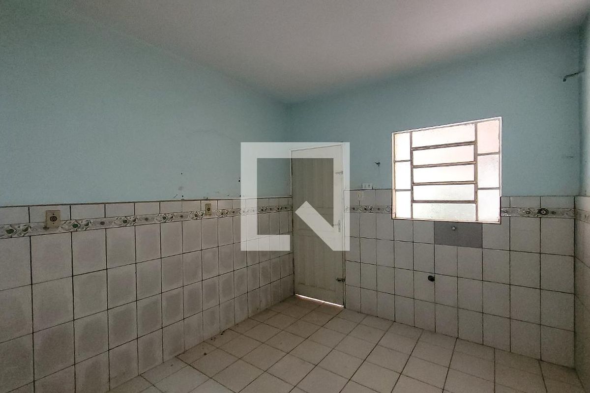 Casa à Venda - Jardim Chapadão, 4 Quartos,  256 m2 em , Campinas - sp | SoloBR