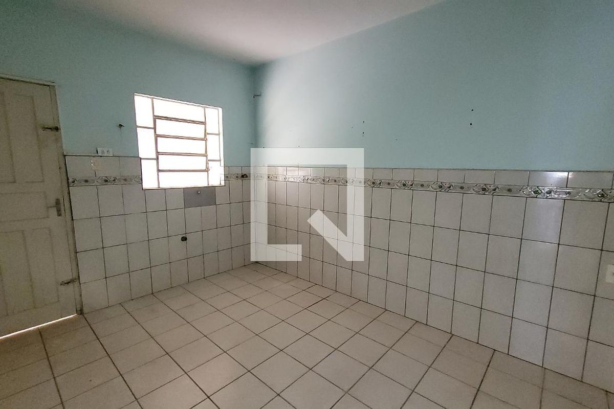 Casa à Venda - Jardim Chapadão, 4 Quartos,  256 m2 em , Campinas - sp | SoloBR