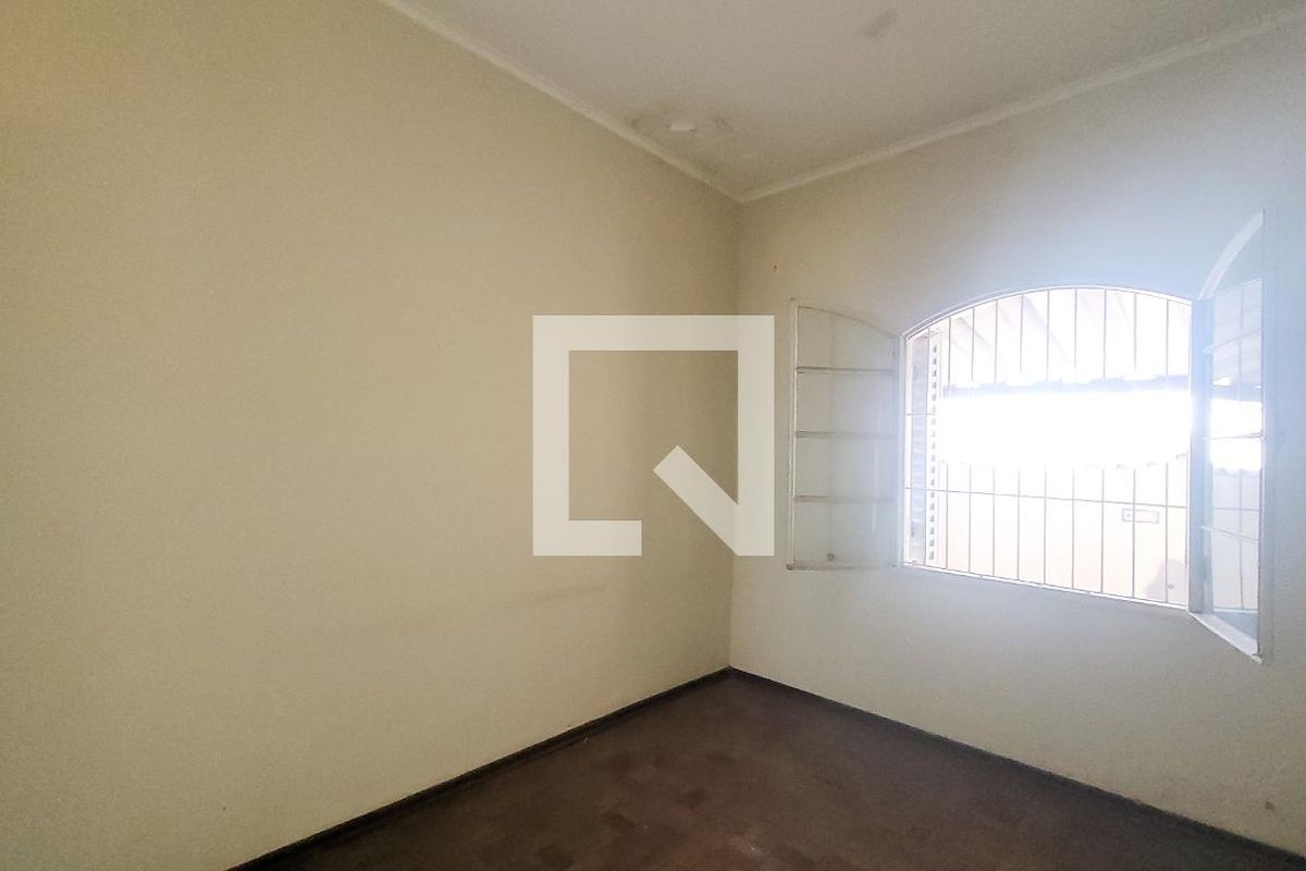 Casa à Venda - Jardim Chapadão, 4 Quartos,  256 m2 em , Campinas - sp | SoloBR