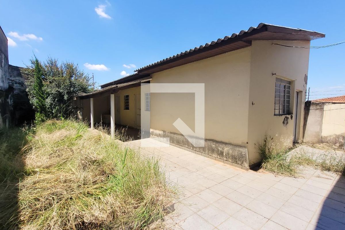 Casa à Venda - Jardim Chapadão, 4 Quartos,  256 m2 em , Campinas - sp | SoloBR